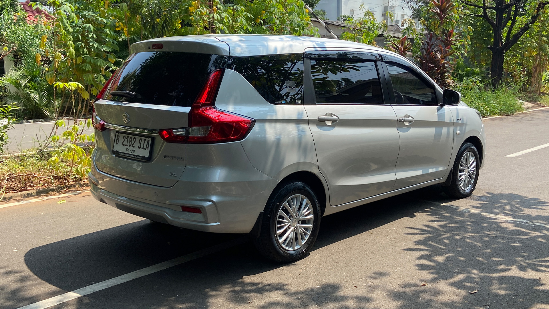 SUZUKI Ertiga G L 2019 - Foto 3