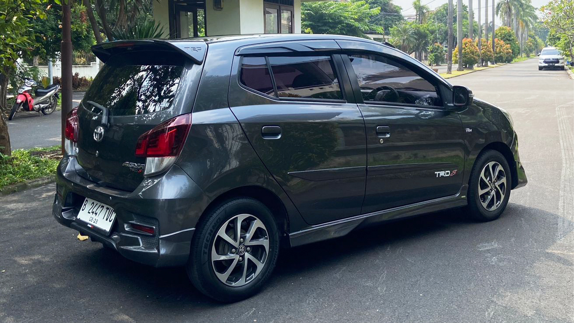 TOYOTA Agya Strd 2019 - Foto 2