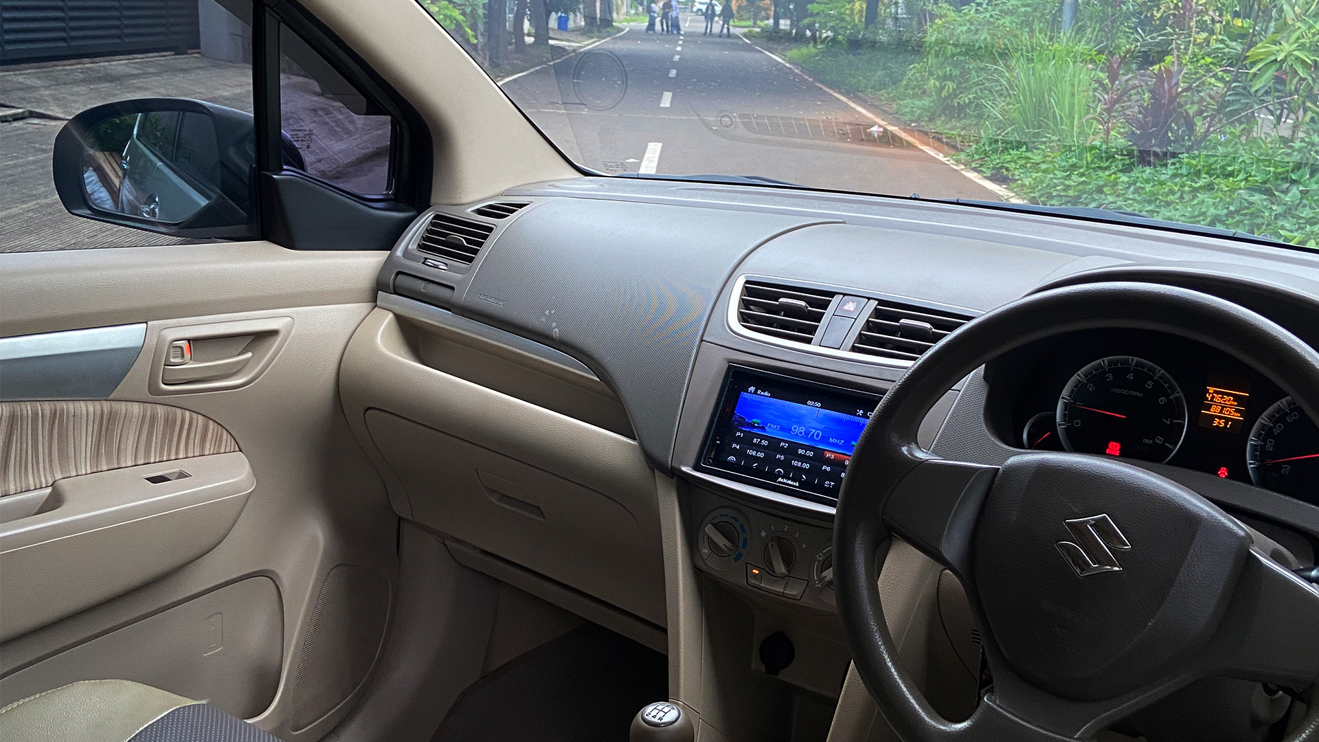 SUZUKI Ertiga G L 2016 - Foto 5