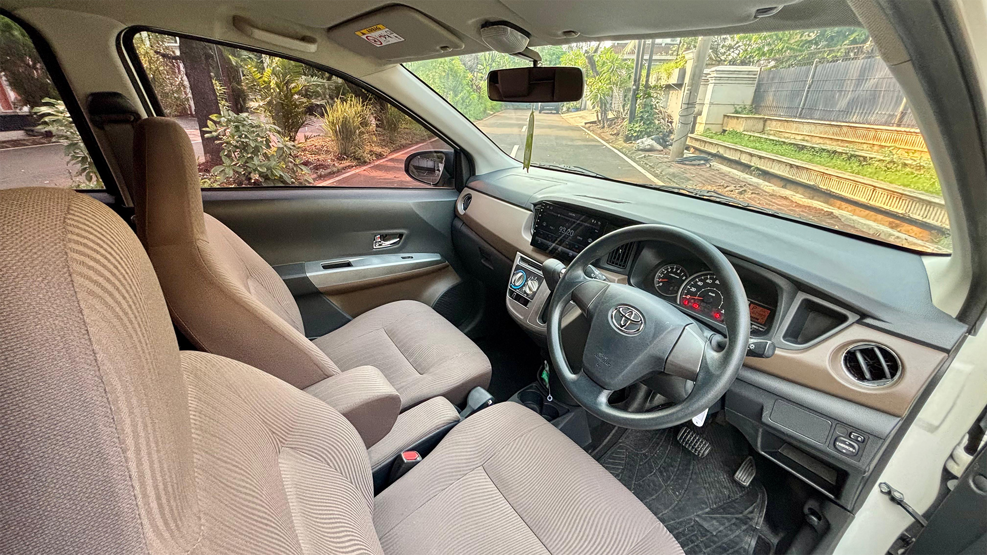 TOYOTA Calya G 2018 - Foto 6