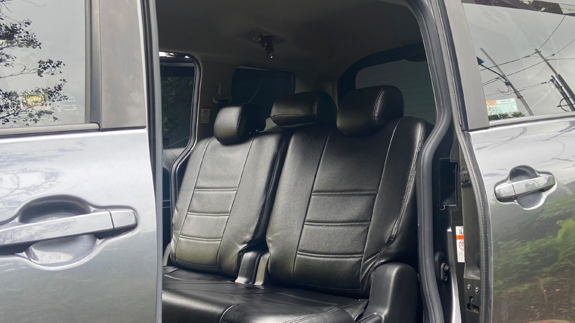 TOYOTA Sienta V Cvt 2018 - Foto 5