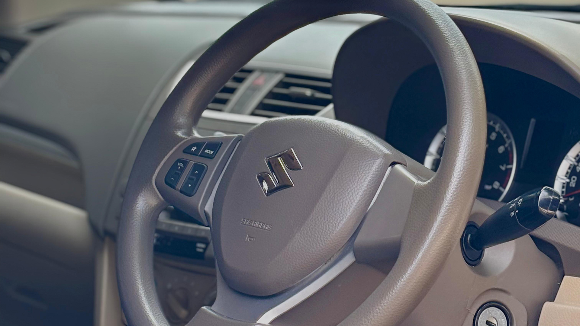 SUZUKI Ertiga Gx 2014 - Foto 9