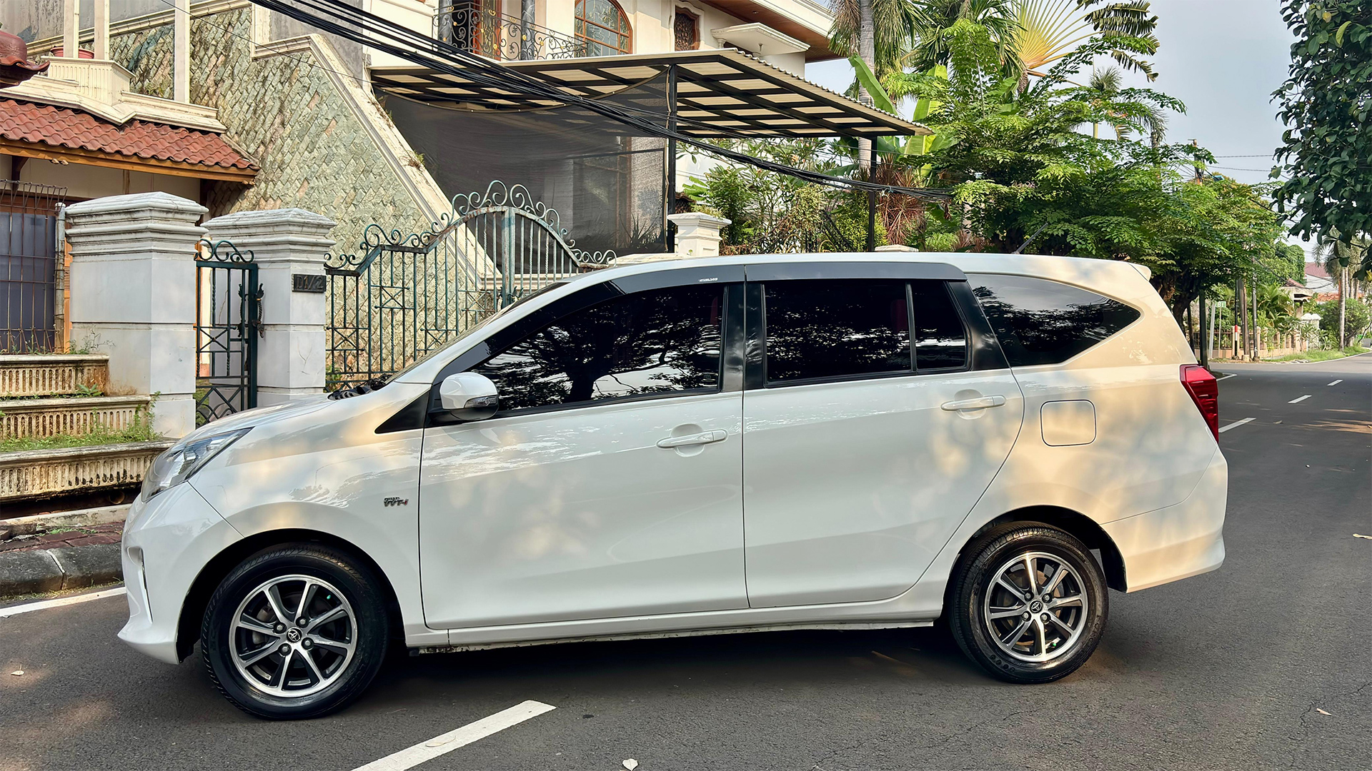 TOYOTA Calya G 2018 - Foto 3