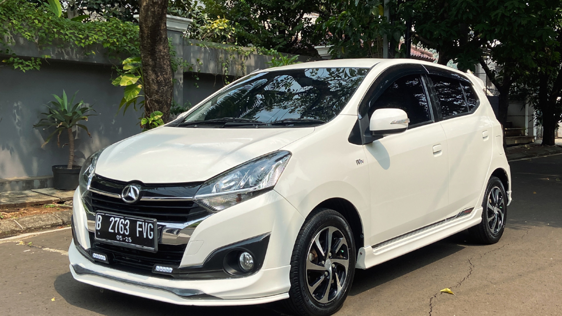 DAIHATSU Ayla R Dlx 2019 - Foto 4