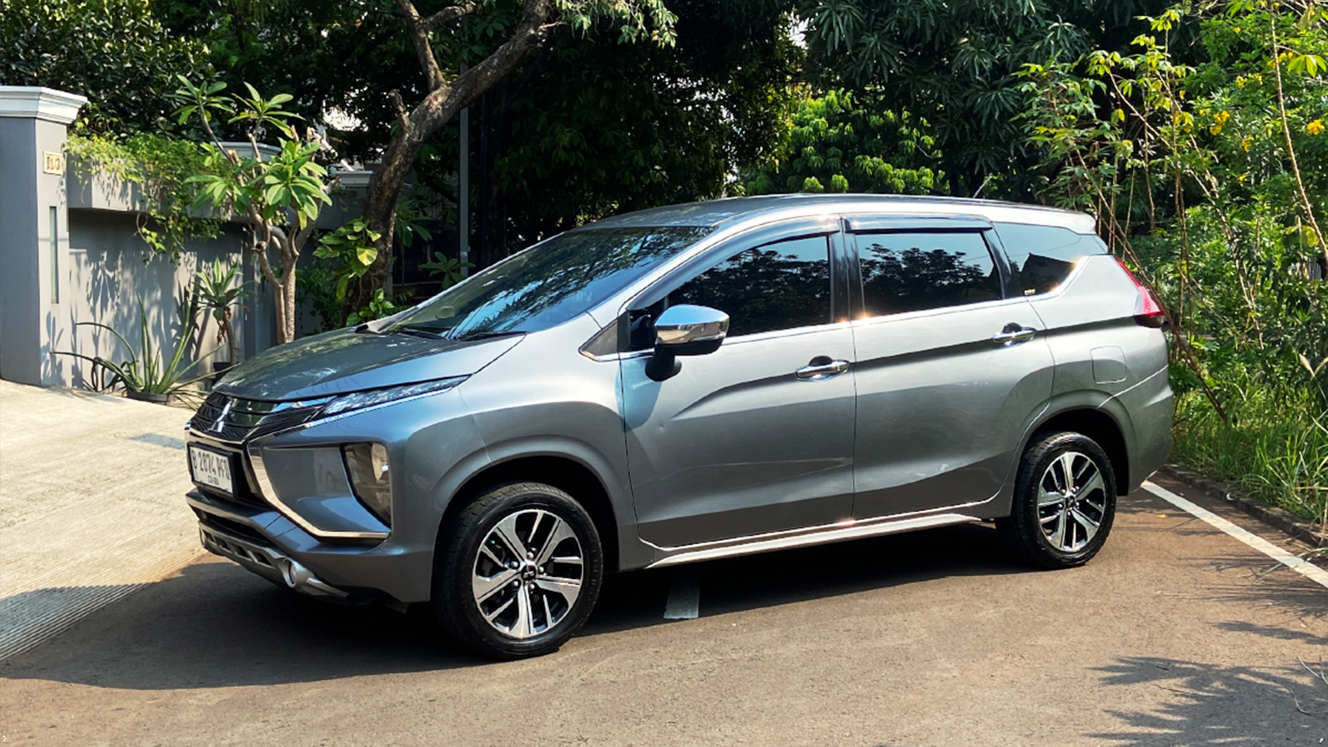 MITSUBISHI Xpander Ultimate