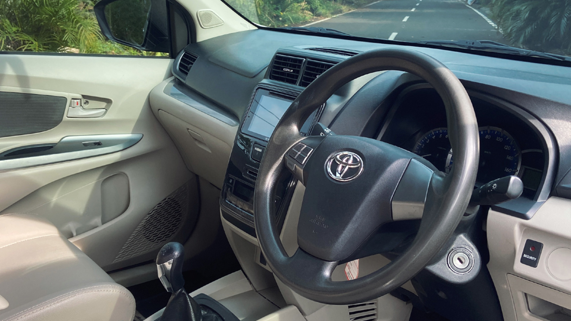 TOYOTA Avanza G 2019 - Foto 2