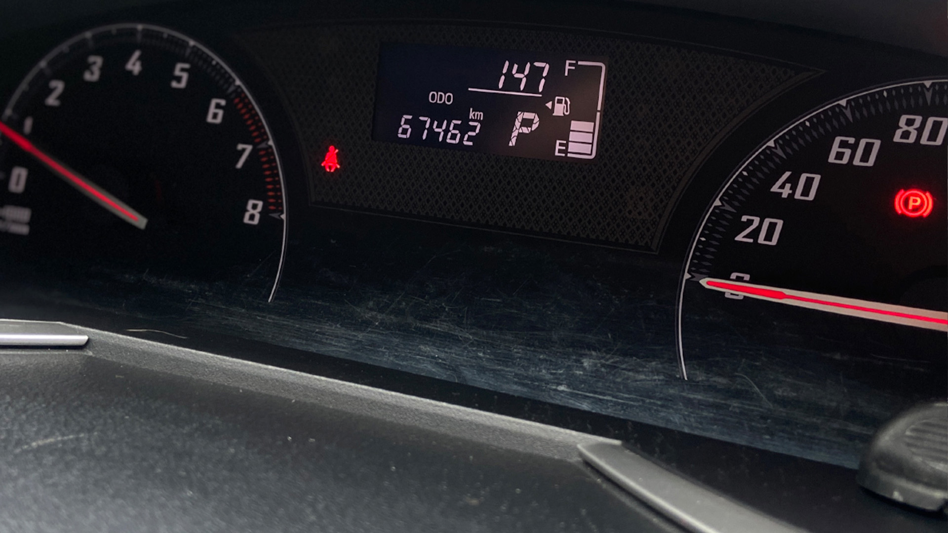 TOYOTA Sienta V Cvt 2018 - Foto 8
