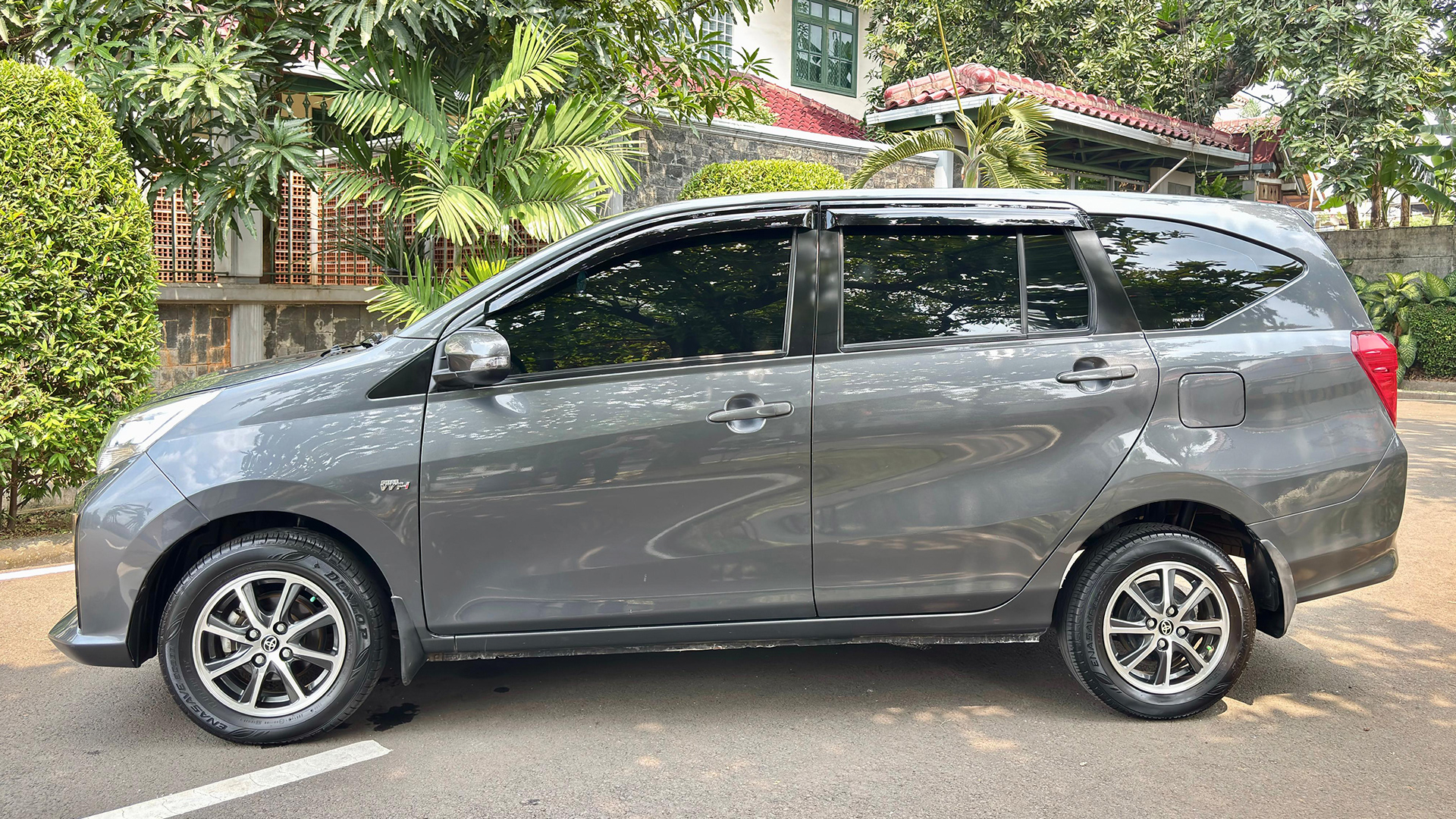 TOYOTA Calya  G 2020 - Foto 2