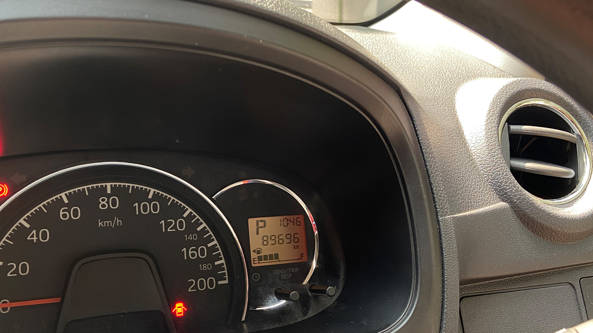DAIHATSU Ayla R Dlx 2017 - Foto 6
