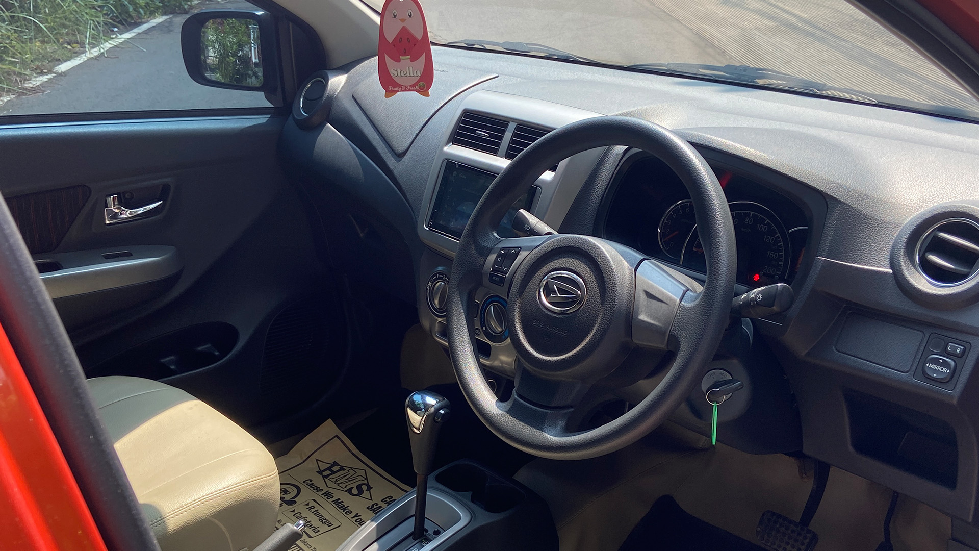 DAIHATSU Ayla R Dlx 2017 - Foto 7